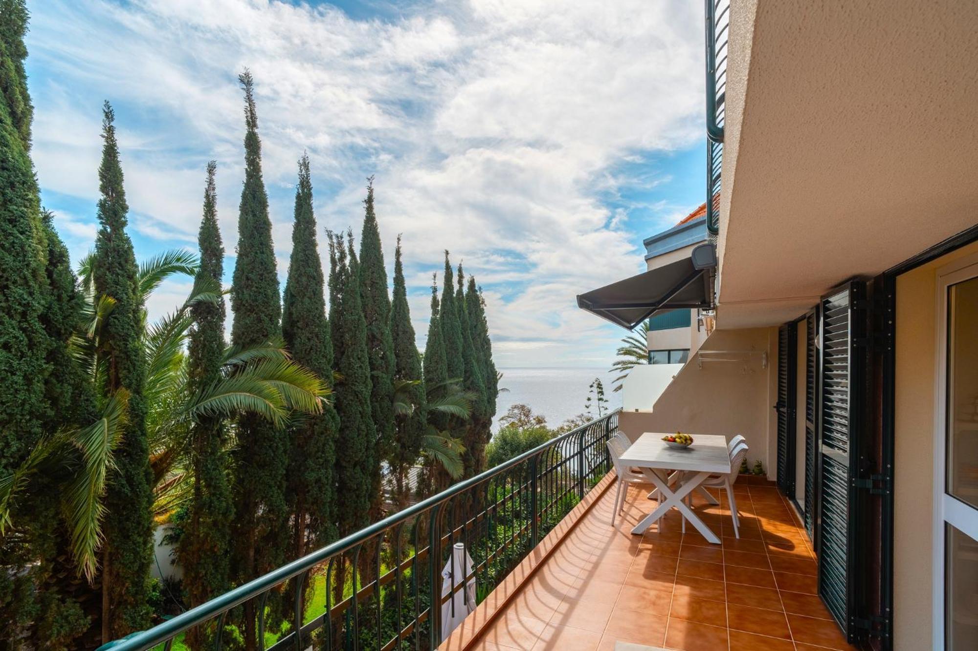 Sea View Apartman *